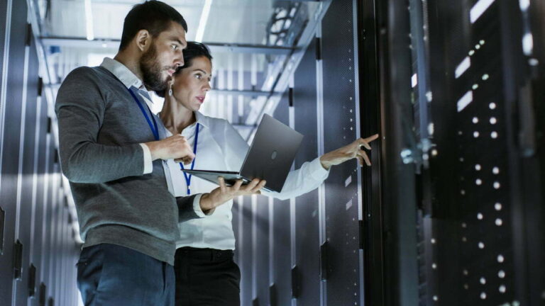 Data Architect : Rôle, compétences, certifications et quand recruter ce profil
