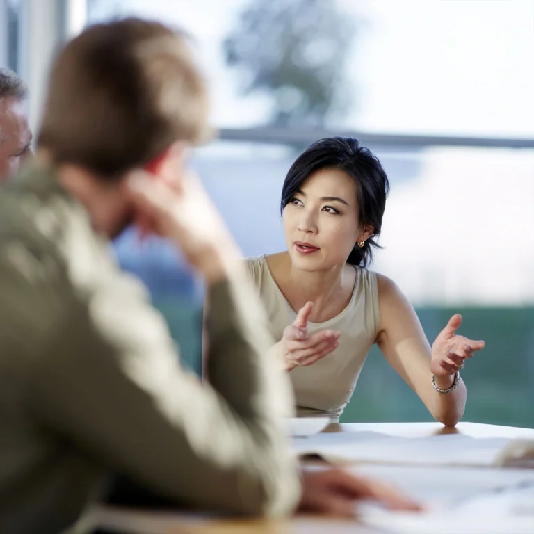 No-Code or Custom Software Development: Which Solution Should You Choose to Create Your Application or Software?