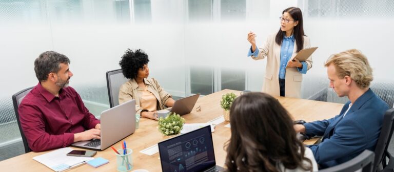 Comment les outils d&rsquo;IA peuvent révolutionner le travail des Scrum Masters